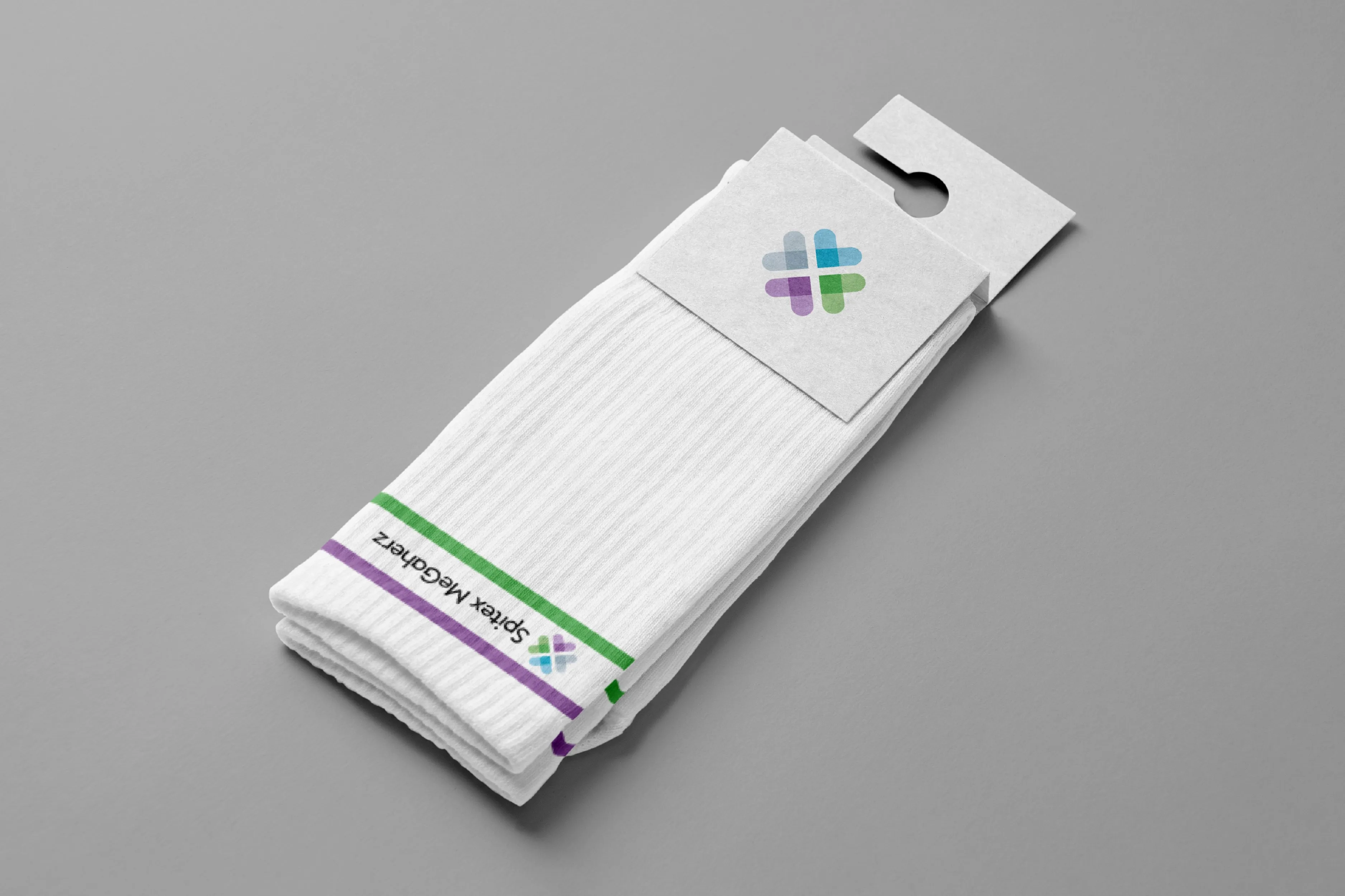 Sockenset von Spitex MeGaherz mit violetten und grünen Streifen